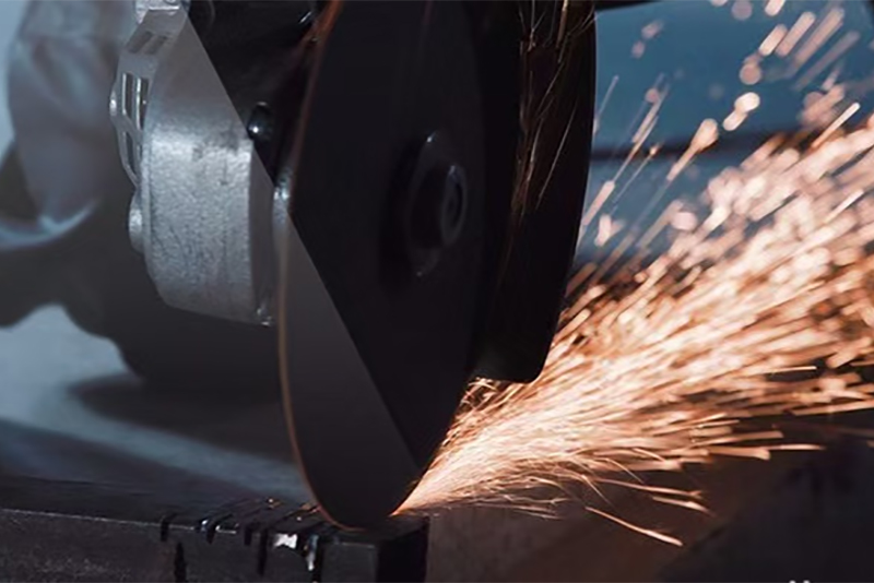 Fabricação e processamento de máquinas